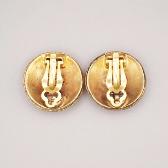 CHANEL CC Logo Round Button Earrings 94A Clip-On Gold France Vintage - Picture 7 of 13